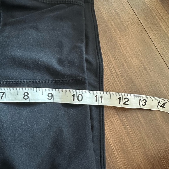 Sweaty Betty
Soft Touch
Super Soft Flare Yoga Pants
SB8270S
Size UK L US 10 - Picture 7 of 9